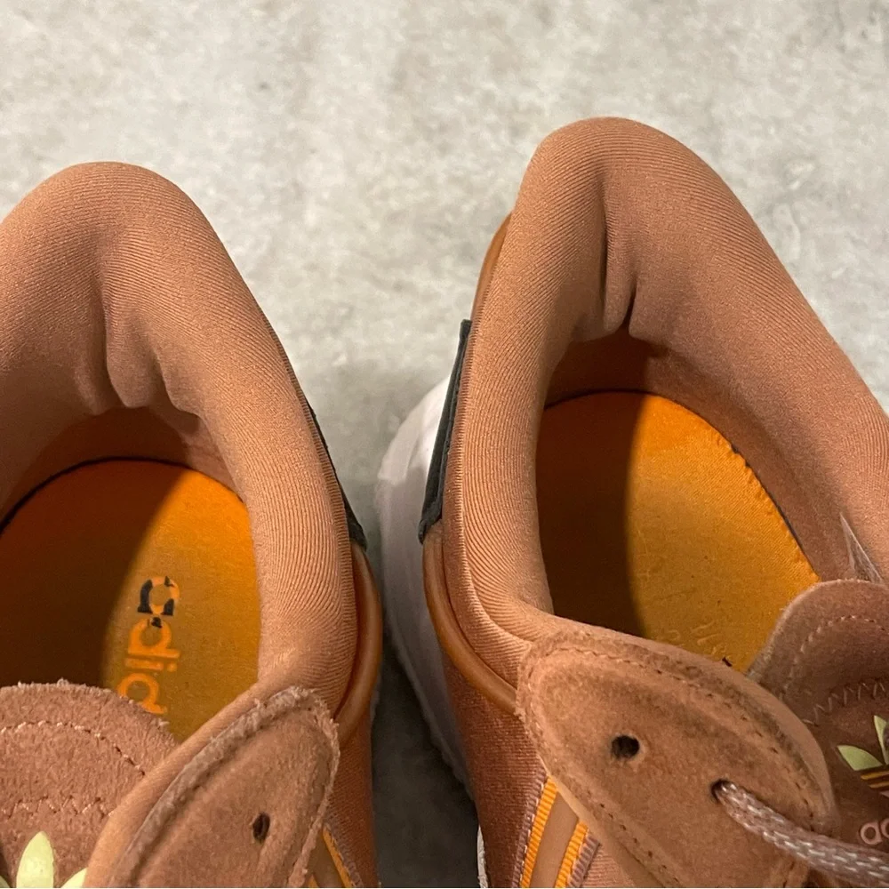 Adidas Ozweego Sneakers‎ Mens 12 Clay Orange Tan Shoes Running Basketball 791004